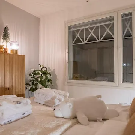 Kaunis Perhetalo, Jossa Mukavuus, Rauha Ja Unelmien Loma Kohtaavat Ferienhaus Rovaniemi