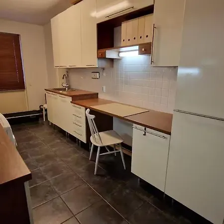 Kaunis Perhetalo, Jossa Mukavuus, Rauha Ja Unelmien Loma Kohtaavat Ferienhaus *